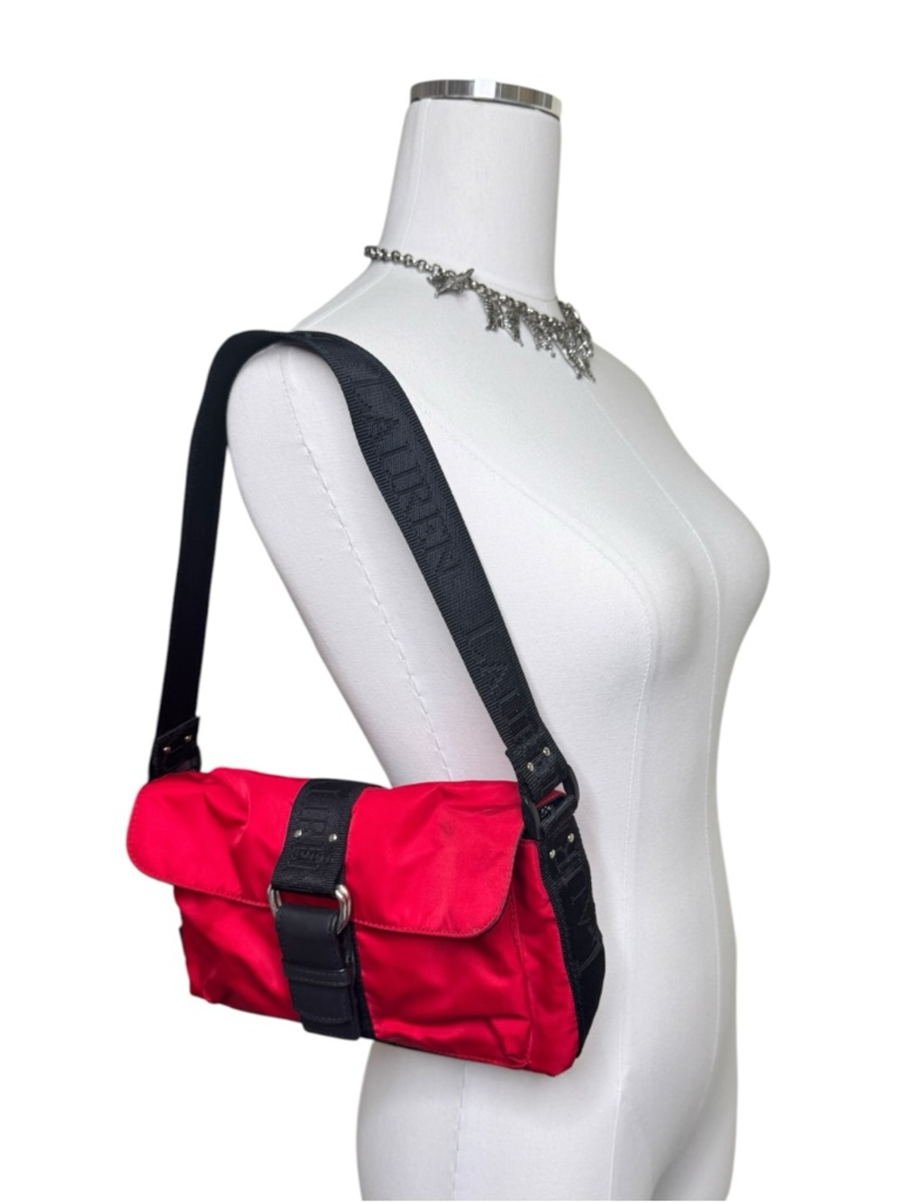 Y2K Lauren Ralph Lauren Nylon Red Shoulder Bag with Black Strap